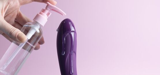 Water-Based vs Silicone Lubricant: The Powerful Secret to Better Pleasure