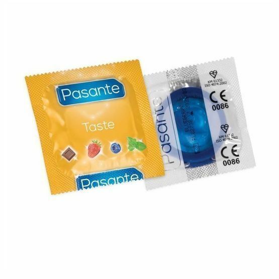 Pasante Blueberry Blast Flavoured Condoms